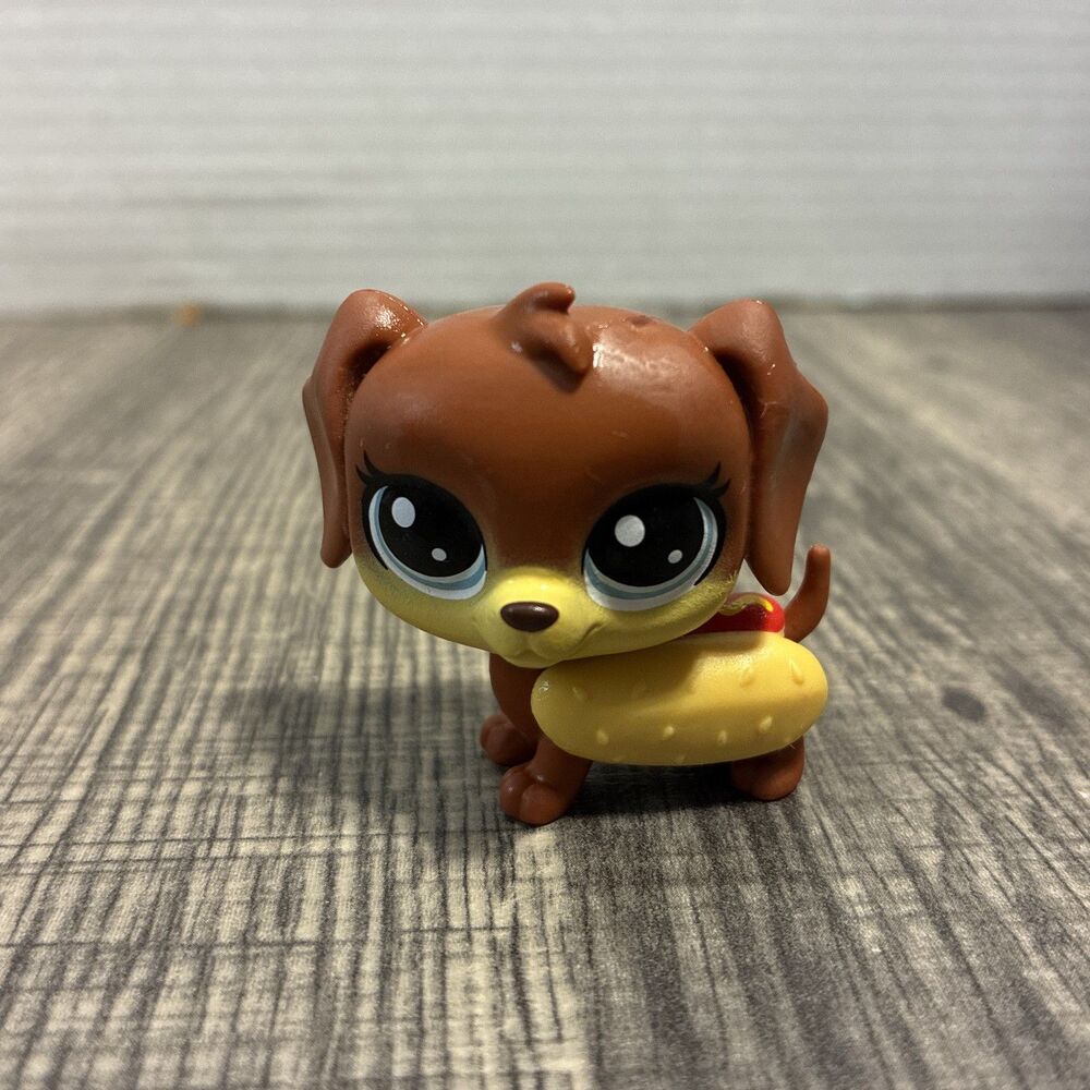 Littlest Pet Shop #84 Dachshund Dog Slugger Longround Bun Hungry Pet Series #3